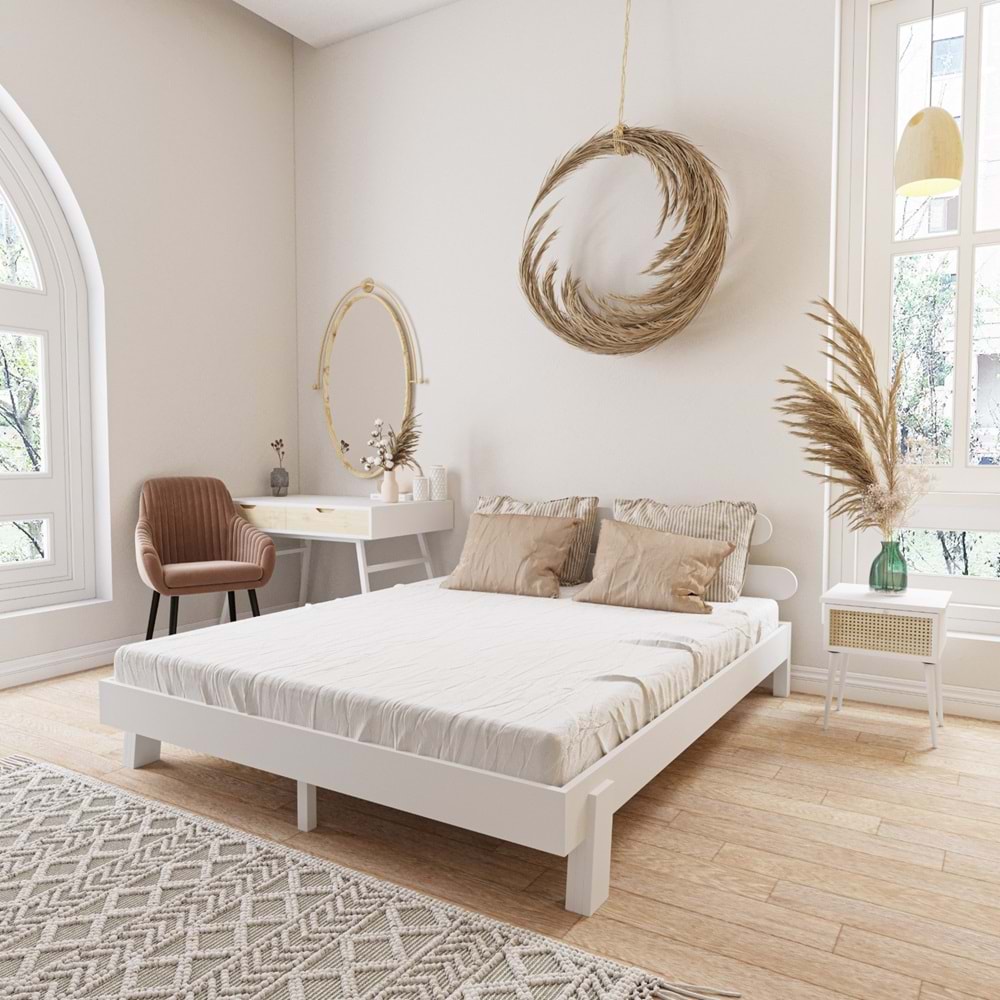 Damla Model Beyaz Renk Ahşap Karyola Ve İki komodin Set