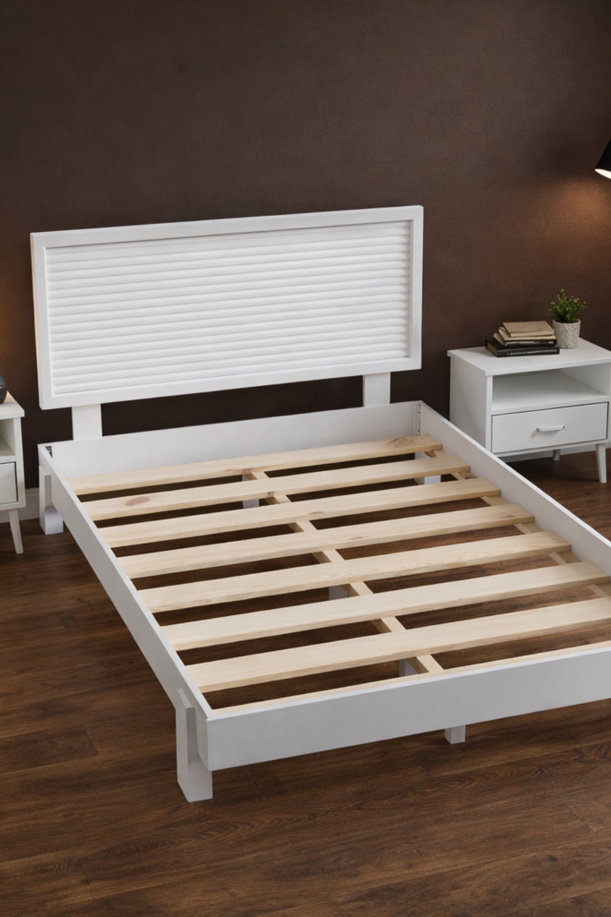 Ebruli̇ Model Yatay Başlıklı Masif Ahşap Karyola 150x200 Vernikli