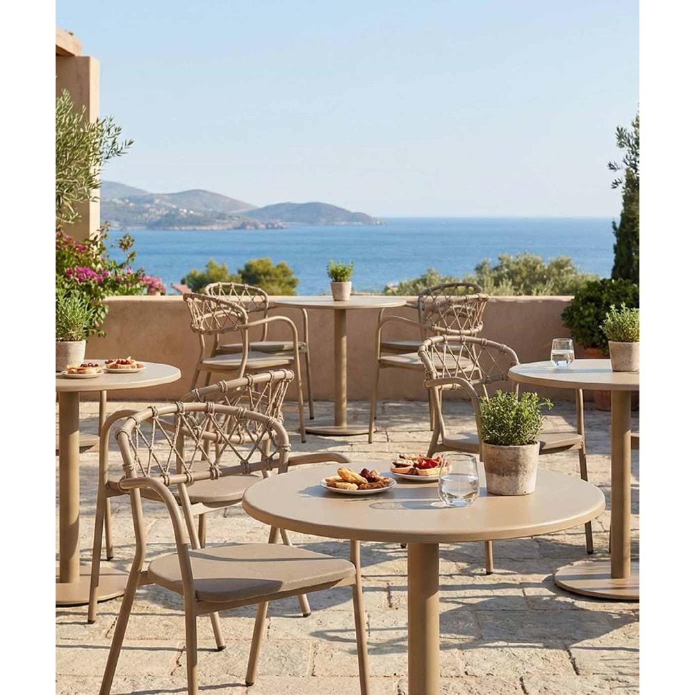 Renazzo Esso Örgü Sırtlı Bahçe Sandalyesi - Minderli Dış Mekan Tasarımı