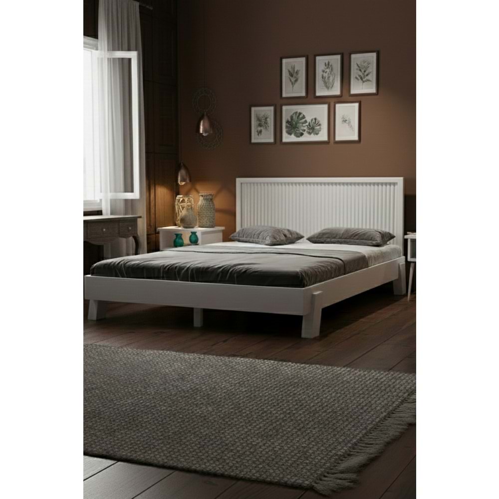 Ebruli Model Dikey Başlıklı Ahşap Karyola